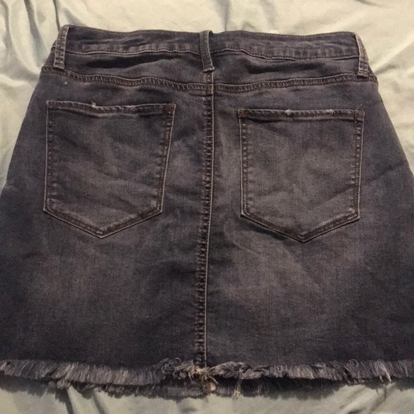 Jean skirt - Picture 3 of 3